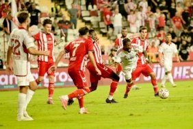 Sivasspor-Antalyada-guldu-Manaj-3-puani-getirdi-featured
