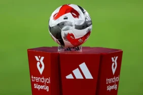 Trabzonspor-Galatasaray-maci-sonrasi-liste-karisti-Super-Lig-gol-kralligi-ne-durumda-featured
