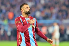 Trabzonspor-taraftarlarindan-Gazze039ye-destek-Galatasaray-derbisinde-tribunlerden-boykota-devam-mesaji-yukseldi-featured
