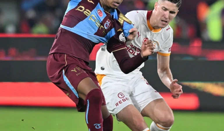 Trabzonspor'dan Galatasaray'a 4-0'lık derbi galibiyeti sonrası peş peşe göndermeli sosyal medya paylaşımları