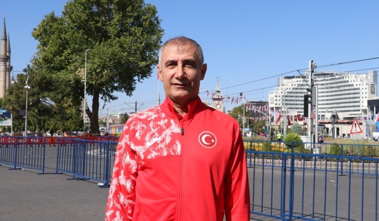 Türk atletizminde çıta yükseliyor: Kota sınırları aşılmaya başladı