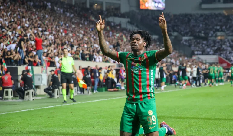 Türkiye’de gol krallığına Nijerya damgası: Süper Lig’de Salah ve Orban, 1. Lig’de Iheanacho zirvede