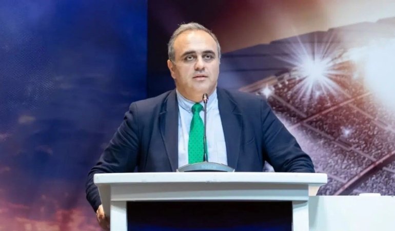 Ural Aküzüm kimdir? Ural Aküzüm neden istifa etti?