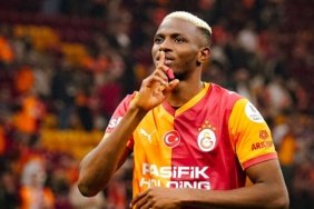 Victor-Osimhen-ne-zaman-sahalara-donecek-Galatasaray039da-Kasimpasa-ve-Barcelona-karari-featured