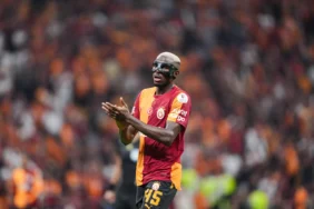 Victor-Osimhen039in-Trabzonspor-maci-oncesi-durumu-netlesiyor-Yildiz-golcu-sahada-olmak-icin-geri-donuse-hazirlaniyor-featured