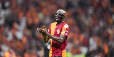Victor-Osimhen039in-Trabzonspor-maci-oncesi-durumu-netlesiyor-Yildiz-golcu-sahada-olmak-icin-geri-donuse-hazirlaniyor-featured