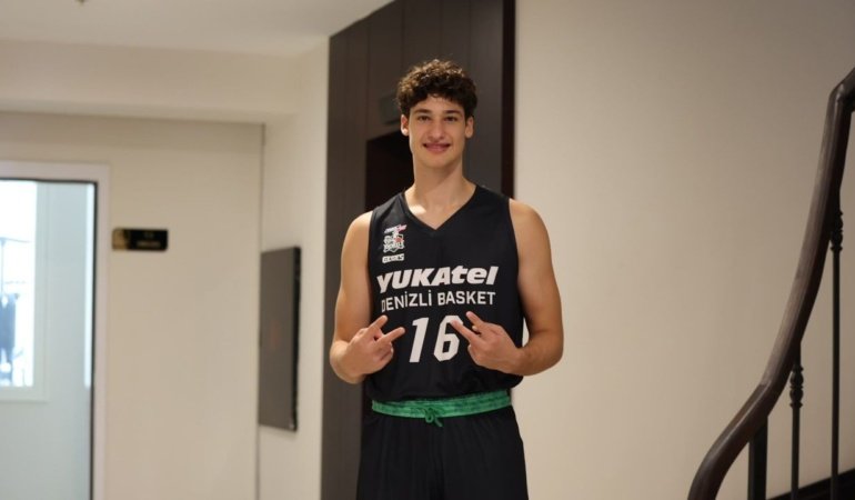 Yukatel Denizli basket’te yeni sezon heyecanı: Yeni kadro görücüye çıktı