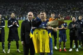 152-mac-73-gol-Edin-Dzeko-milli-takima-veda-etti-featured