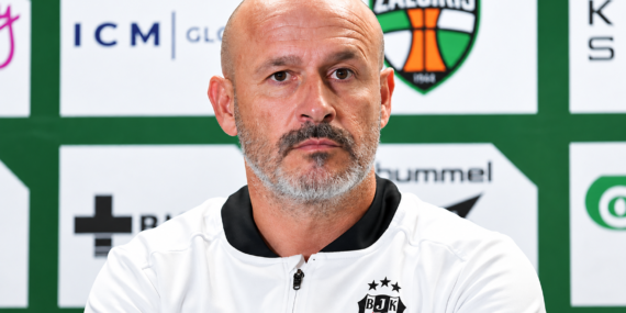 Besiktas-Teknik-Direktoru-Italiano039dan-hakem-tepkisi-Yumruklarin-cezasiz-kalmasini-saskinlikla-izledim-featured