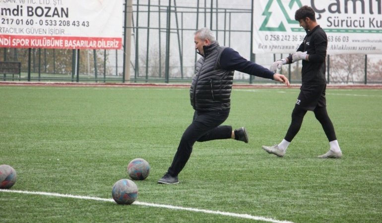 Denizli İdman Yurdu'nda gidişat moral bozucu: "Yapılan transferler ortada"