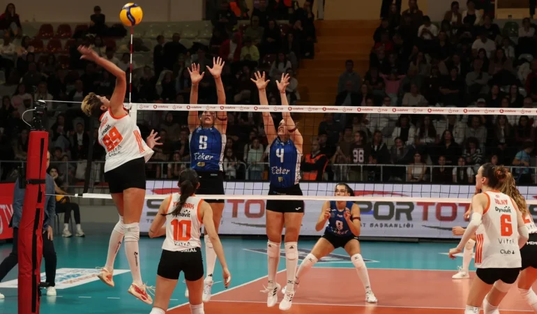 Eczacıbaşı Peron İstanbul’dan 2-0’dan 3-2’lik müthiş geri dönüş