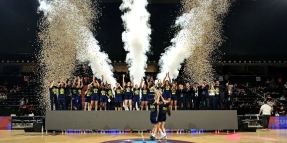Fenerbahce-Tarfin-2026-FIBA-Kadinlar-Super-Kupa039nin-sahibi-oldu-featured