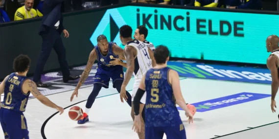 Fenerbahce-Tarfin039den-100-sayilik-zafer-Cayirova-deplasmaninda-kazanan-kanarya-featured