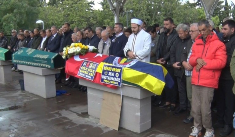 Fenerbahçe'nin efsanesi Şükrü Ersoy son yolculuğuna uğurlandı