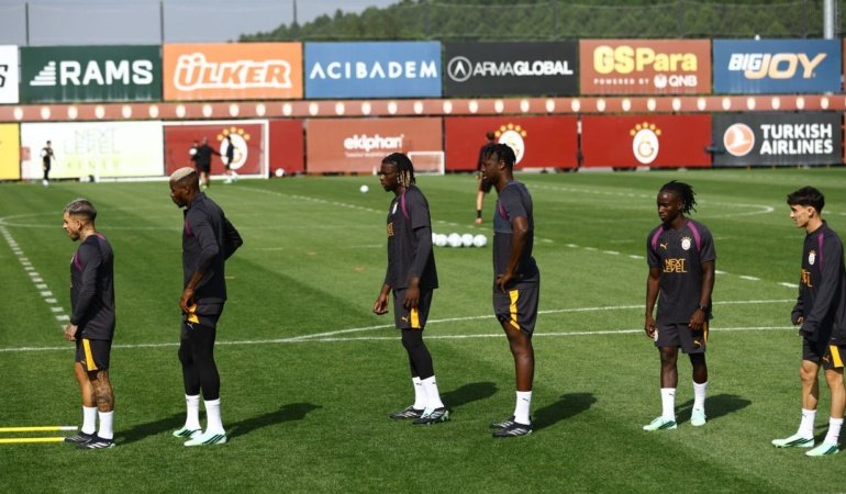 Galatasaray, Barcelona maçı hazırlıklarını tamamladı
