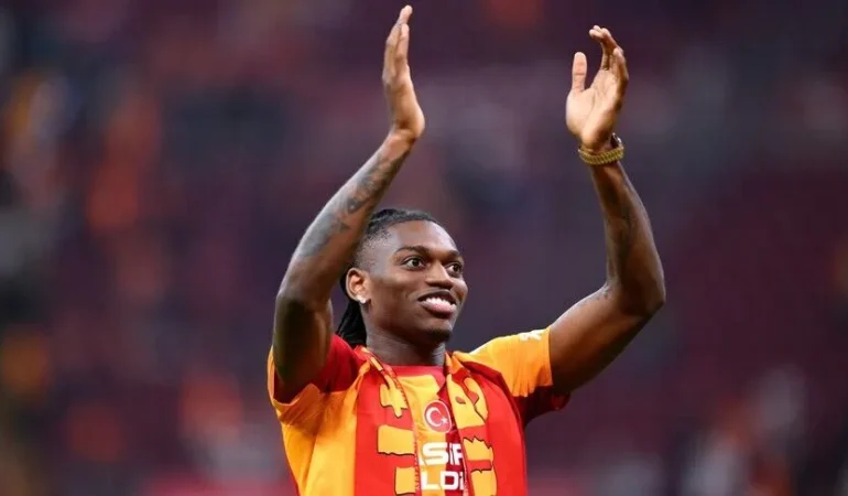 Galatasaray'da Leao şaşkınlığı: 18 top kaybı