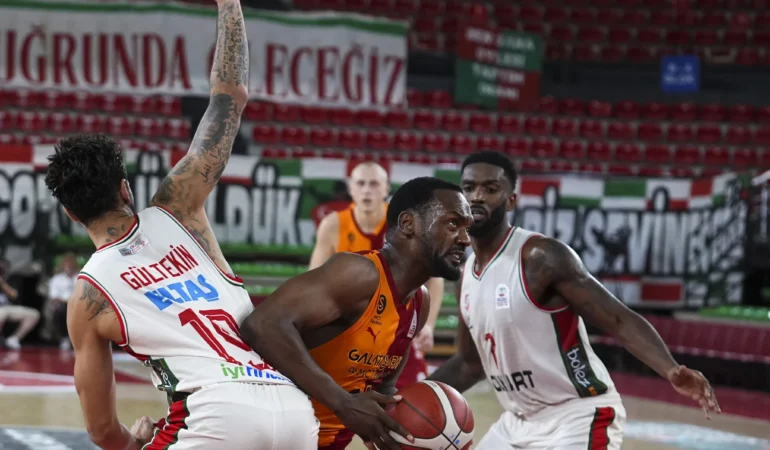 Karşıyaka, Galatasaray’ı uzatmada 78-71 yenerek ilk galibiyetini aldı