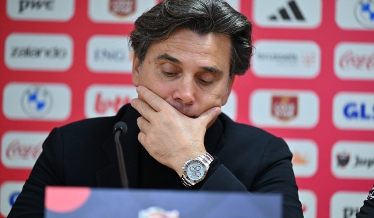 Montella'dan istifa tezahüratlarına yanıt: Daha çok çalışmaya hazırım