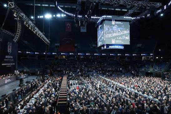 Serdal Adalı’nın tek aday olduğu Beşiktaş seçiminde oy verme başladı