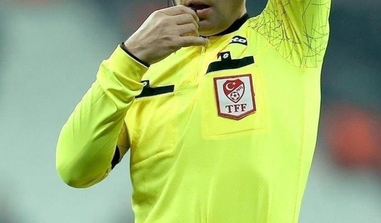 Süper Lig’de hakemlere küfür için yeni kırmızı kart kararı