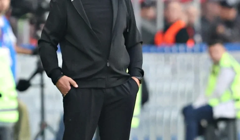 Teknik direktör Thomas Reis'ten Trabzonspor maç sonrası Melih Kabasakal'ın kırmızı kartına dair: "Her şey iyi gidiyordu"