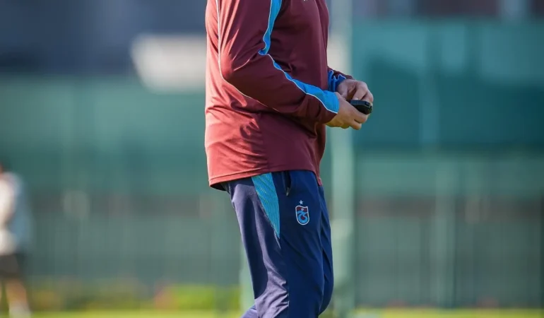 Trabzonspor'da Beşiktaş zaferi sonrası Thomas Reis'ten rakiplere gözdağı! "En iyi seviyemiz bu değil"