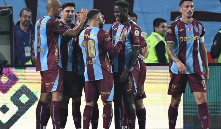 Trabzonspor'dan Beşiktaş'a olay gönderme! Salah'lı paylaşım gündem oldu