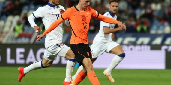 Uluslar-Ligi039nde-kritik-mac-Yunanistan-Hollanda-mucadelesi-A-Spor039da-featured