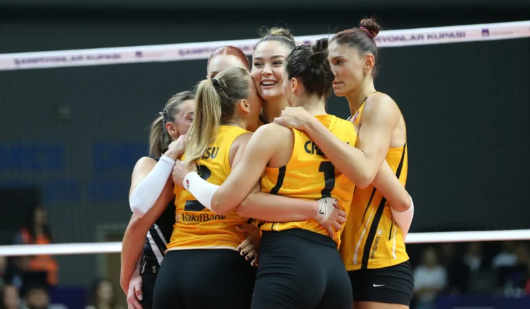 VakıfBank 2026 Kadınlar AXA Sigorta Şampiyonlar Kupası'nı kazandı: Eczacıbaşı karşısında 3-2'lik zafer