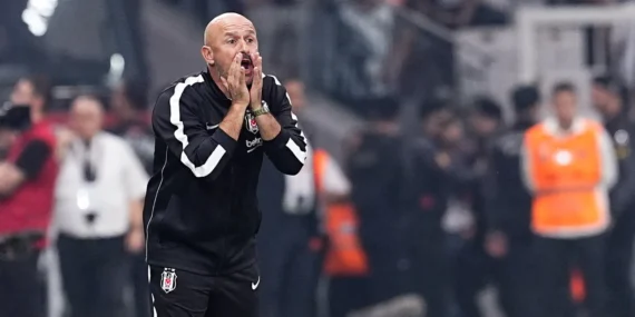 Vincenzo-Italiano039dan-Besiktas-Kocaelispor-maci-sonrasi-hakem-tepkisi-quotCerny-persembe-gunu-oynayamayabilirquot-featured